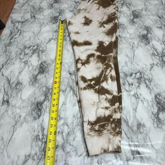 Lululemon Warm Down Joggers Sweatpants Earth Dye size 4 tan brown - Picture 9 of 9